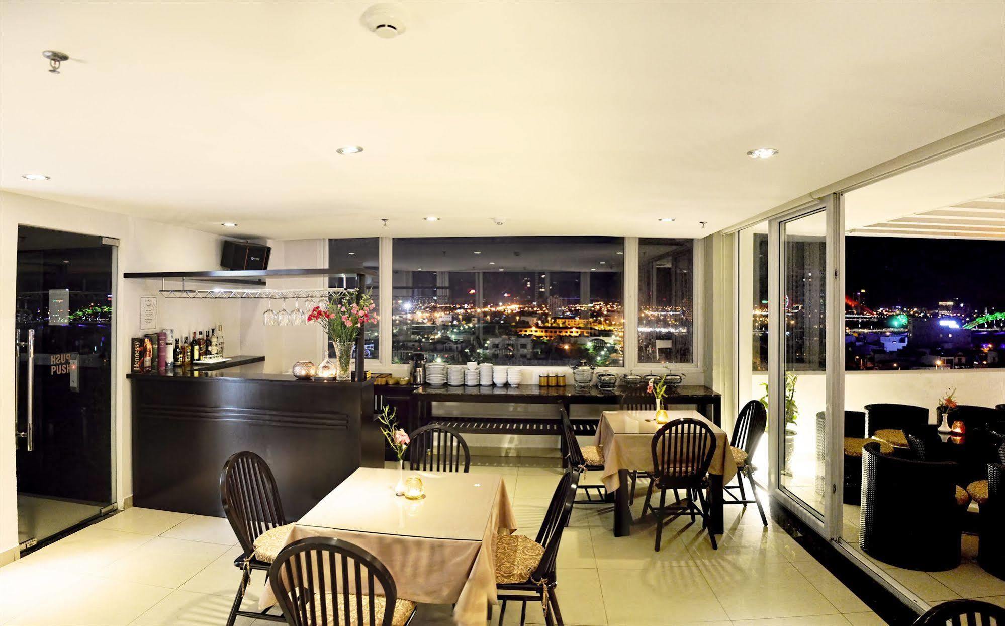 דה נאנג D&C Hotel מראה חיצוני תמונה